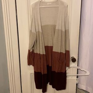 Maurices sweater